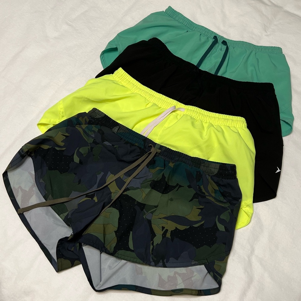 (4) pair Old Navy active shorts